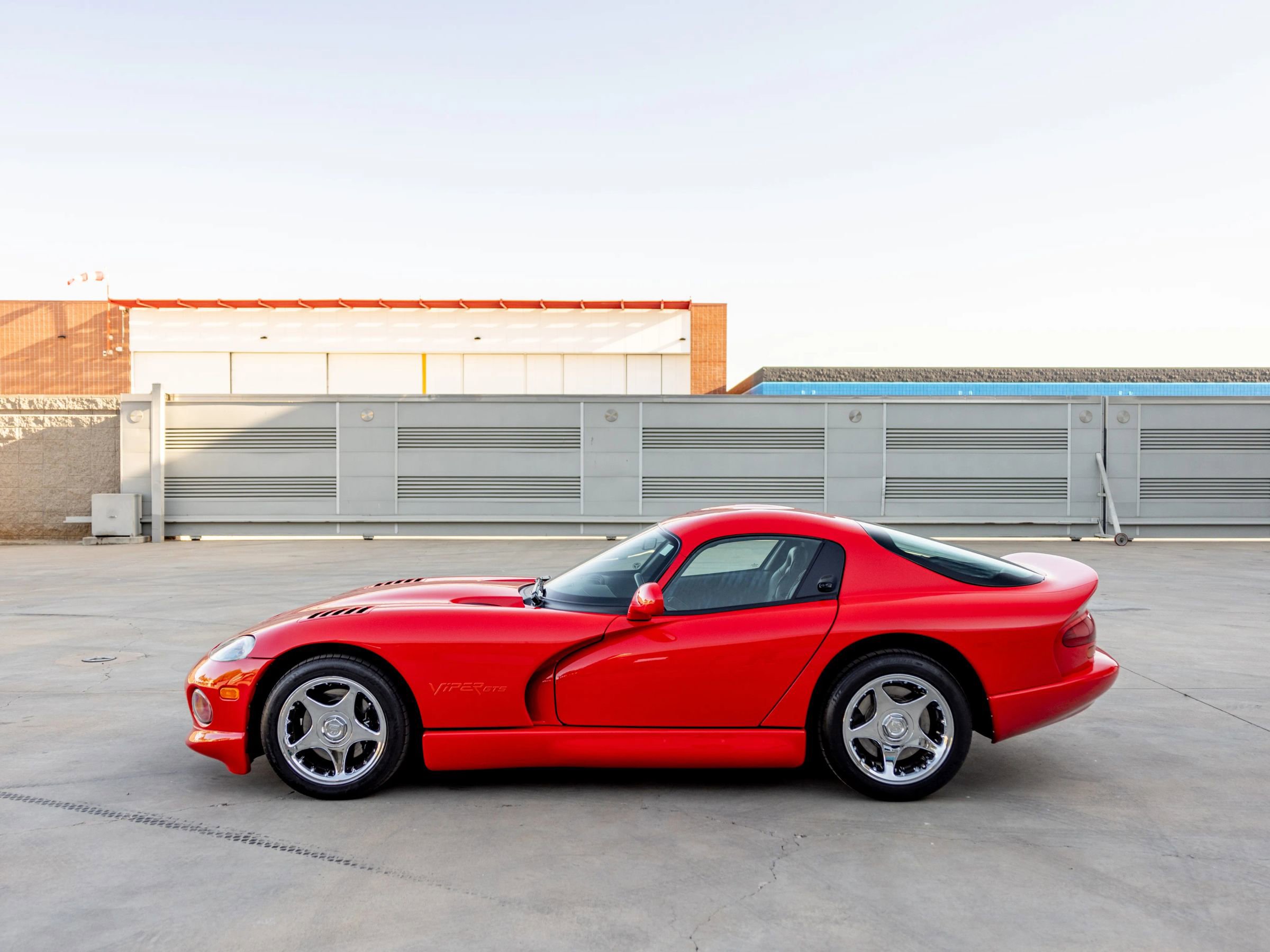 Used 1997 Dodge Viper GTS RWD image 23