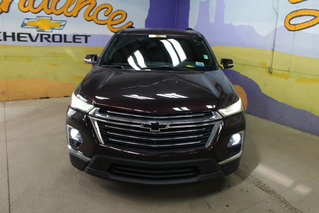 Used 2022 Chevrolet Traverse LT FWD image 3