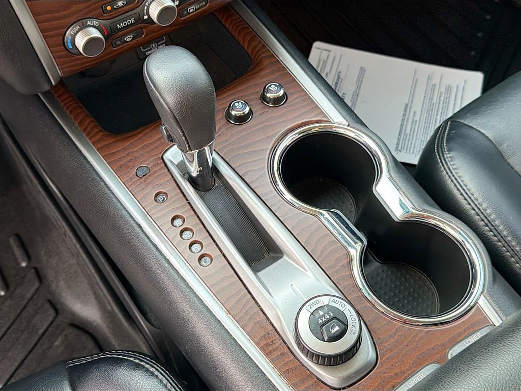 Used 2020 Nissan Pathfinder Platinum image 18