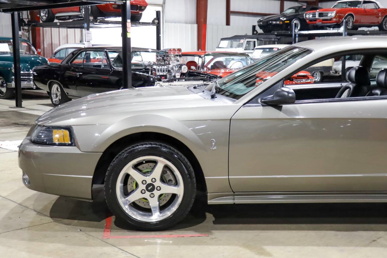Used 2001 Ford Mustang Cobra image 3