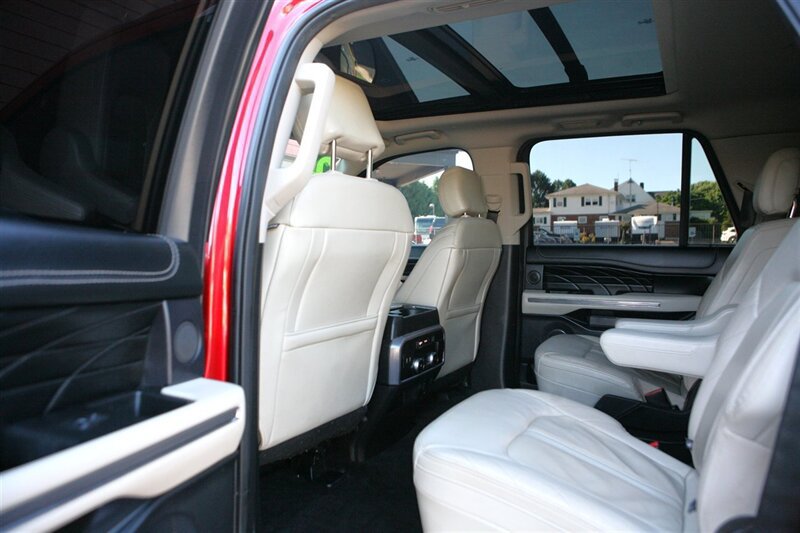 Used 2020 Ford Expedition Max Platinum AWD/4WD image 15