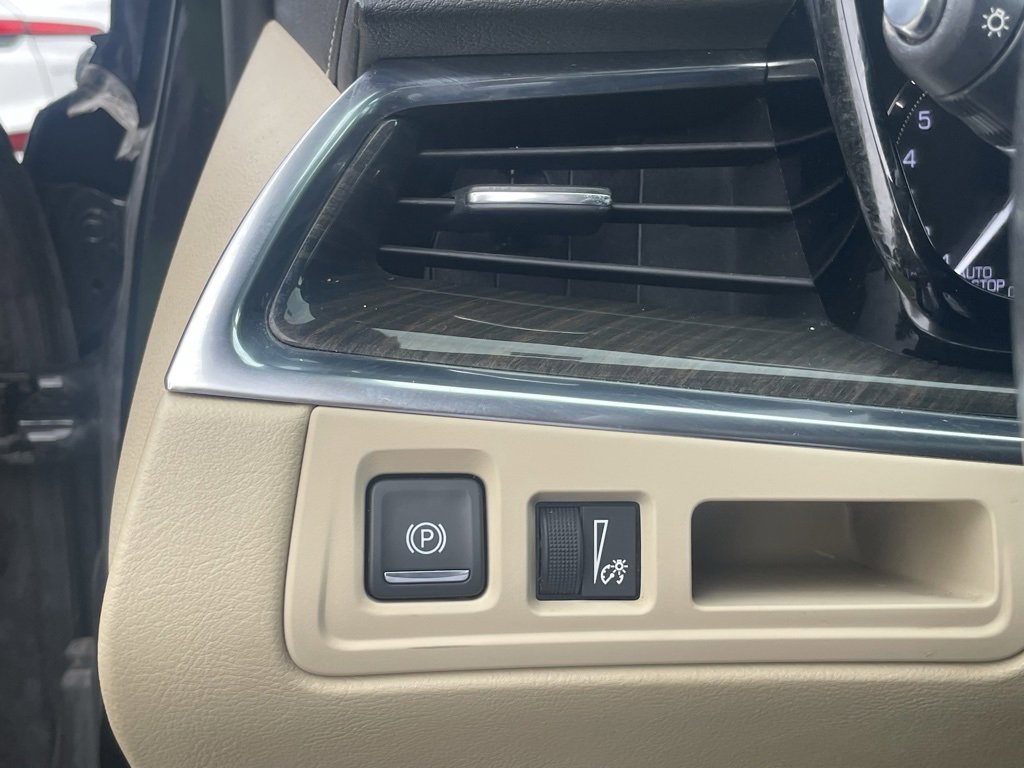 Used 2019 Cadillac XT5 FWD image 18