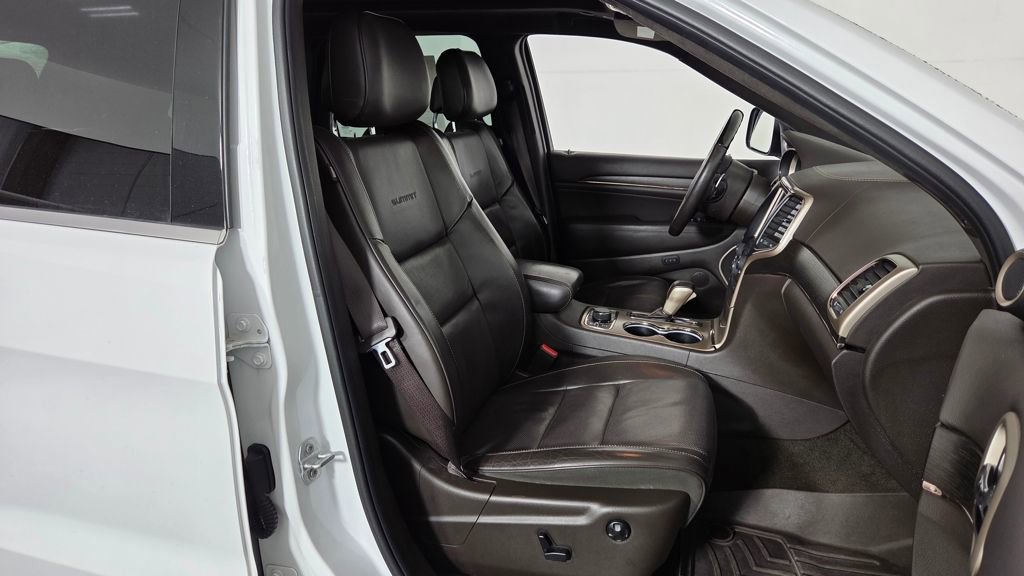 Used 2017 Jeep Grand Cherokee Summit image 38