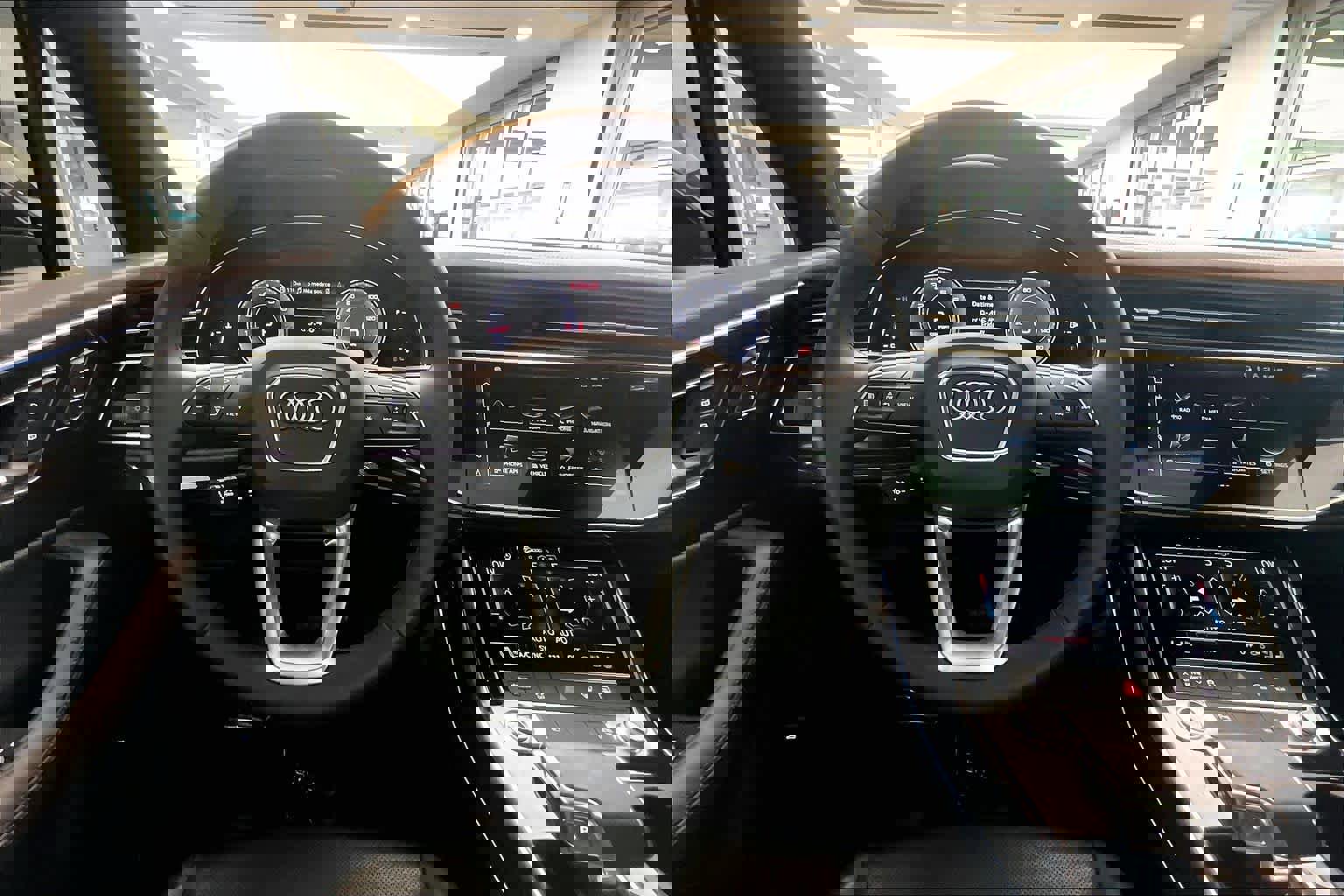 Certified 2023 Audi Q7 2.0T Premium Plus w/ Premium Plus Package AWD/4WD image 6