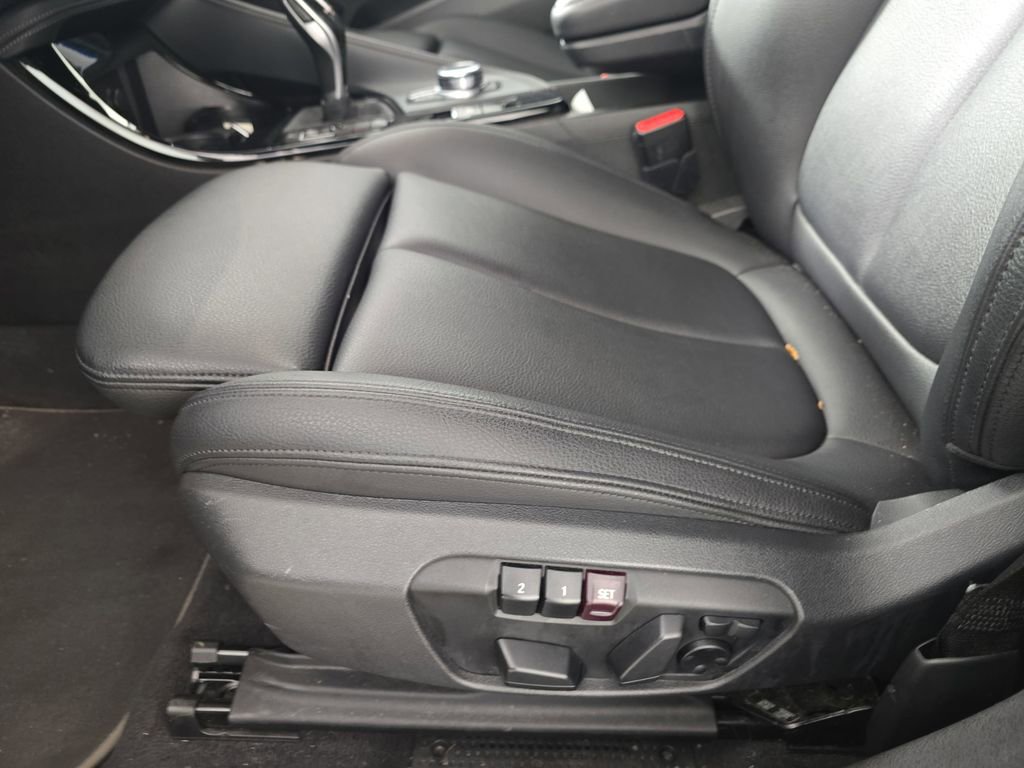 Used 2019 BMW X2 M35i image 32