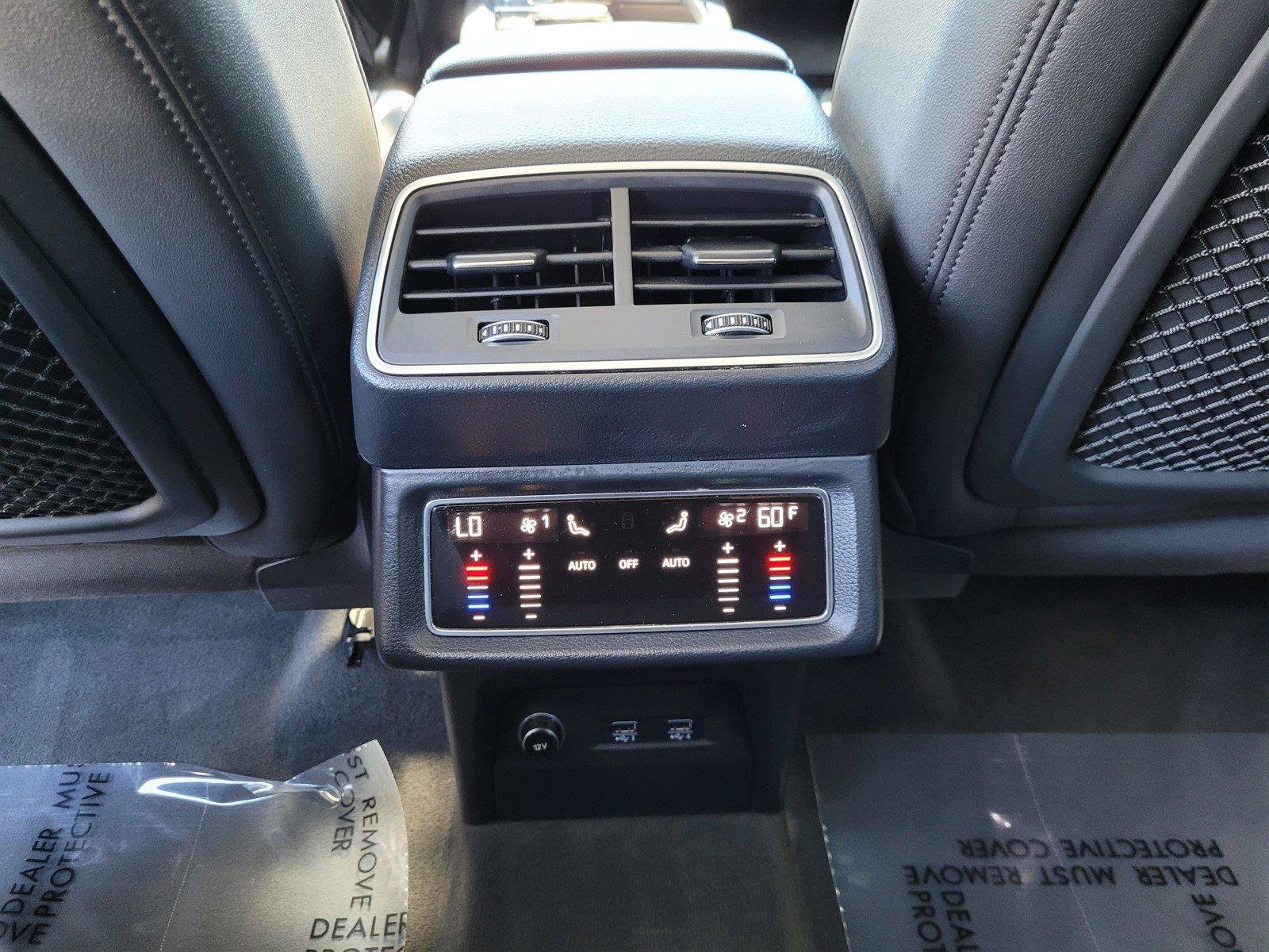 Used 2019 Audi e-tron Premium Plus w/ Towing Package AWD/4WD image 18