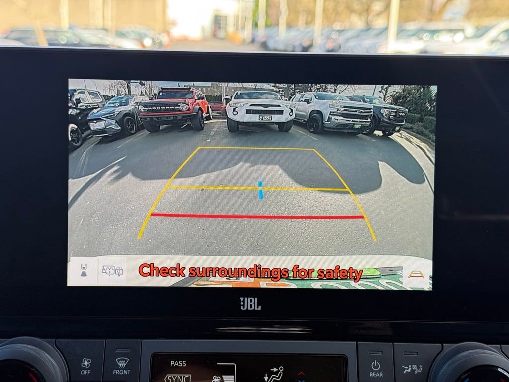 Used 2024 Toyota Grand Highlander Limited image 29