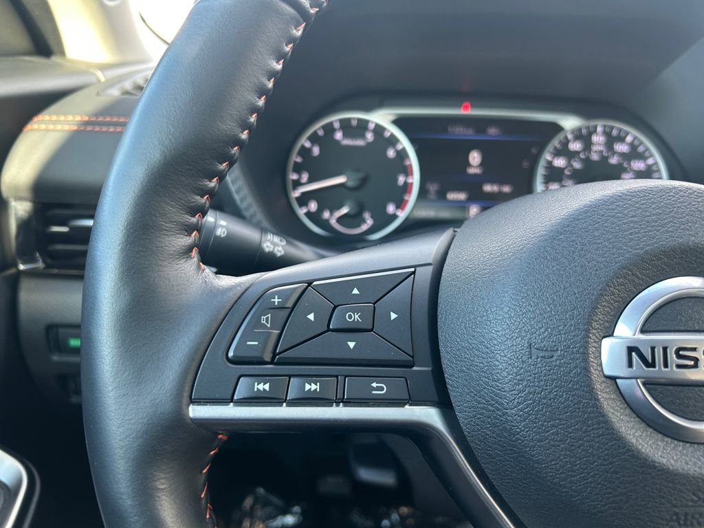 Used 2023 Nissan Sentra SR w/ SR Premium Package image 17