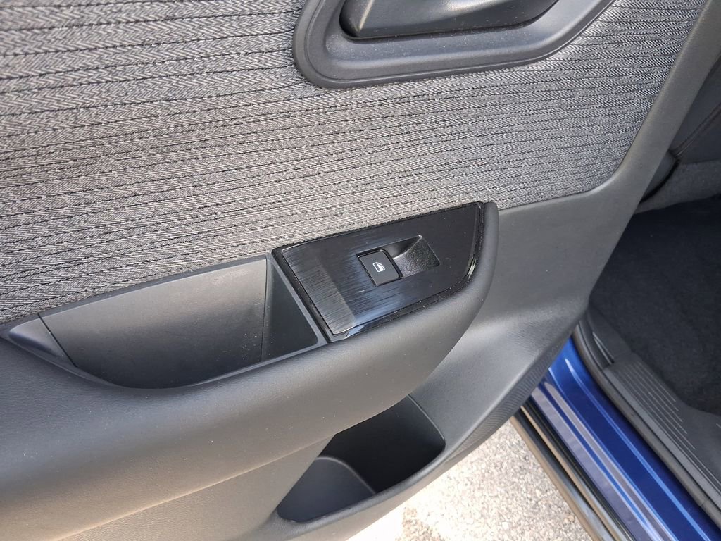 Certified 2023 Nissan Rogue S image 12