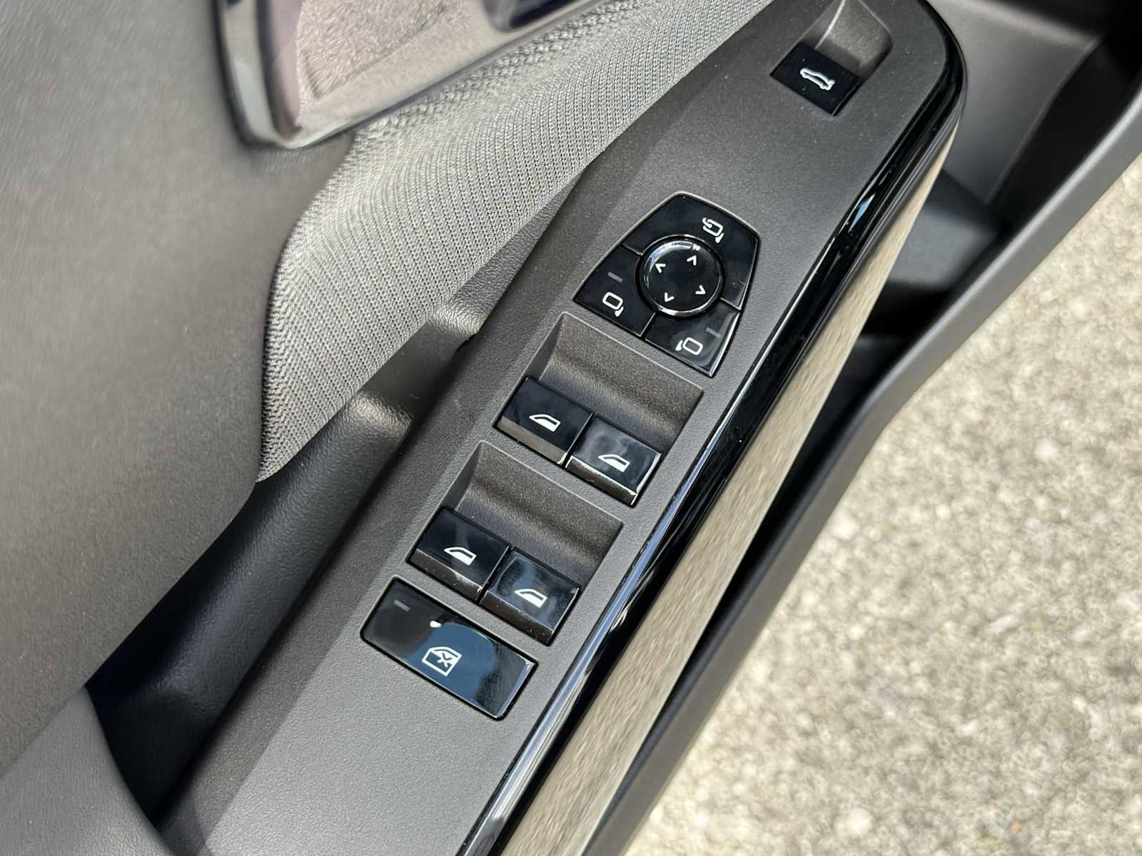 New 2026 BMW X3 xDrive30 w/ Premium Package image 14