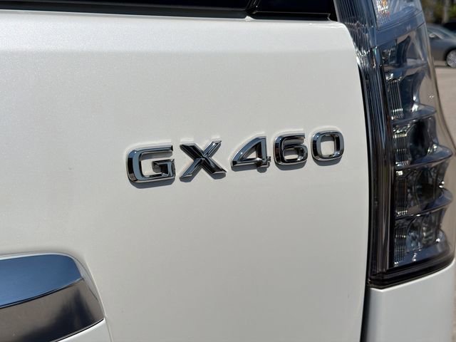 Used 2020 Lexus GX 460 Premium w/ Premium Package image 11