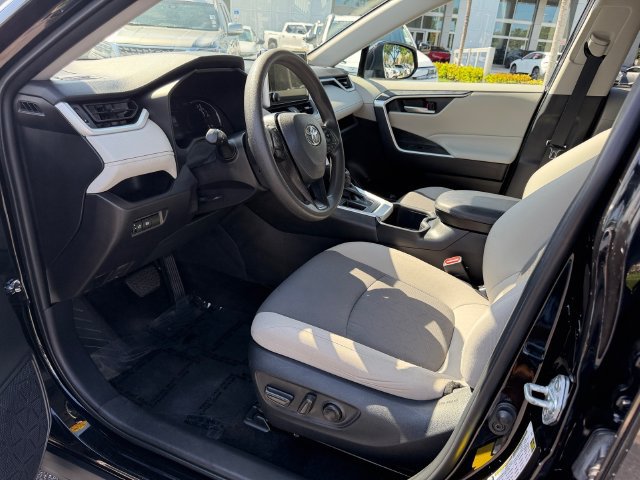 Certified 2025 Toyota RAV4 XLE FWD image 10