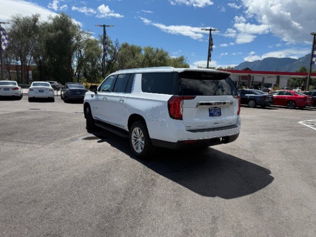Used 2023 GMC Yukon XL SLT AWD/4WD image 22