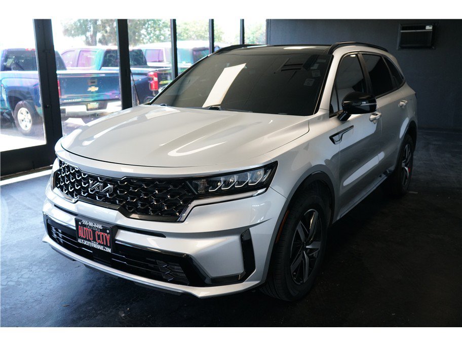 Used 2022 Kia Sorento EX w/ Panoramic Sunroof Package FWD image 3
