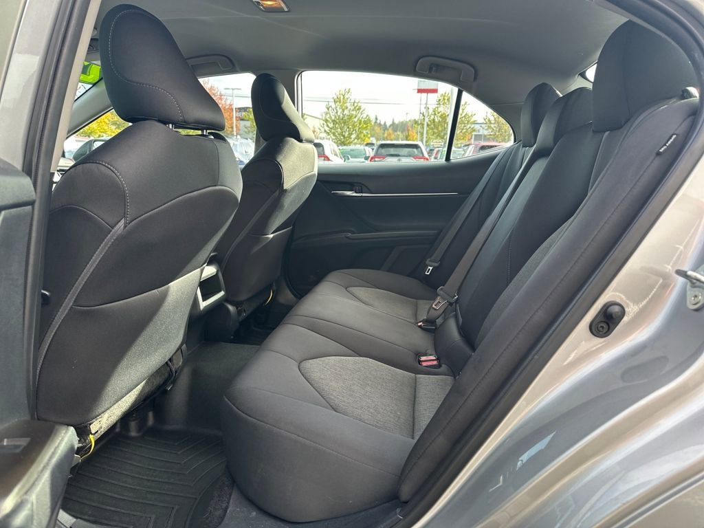 Used 2022 Toyota Camry LE image 14