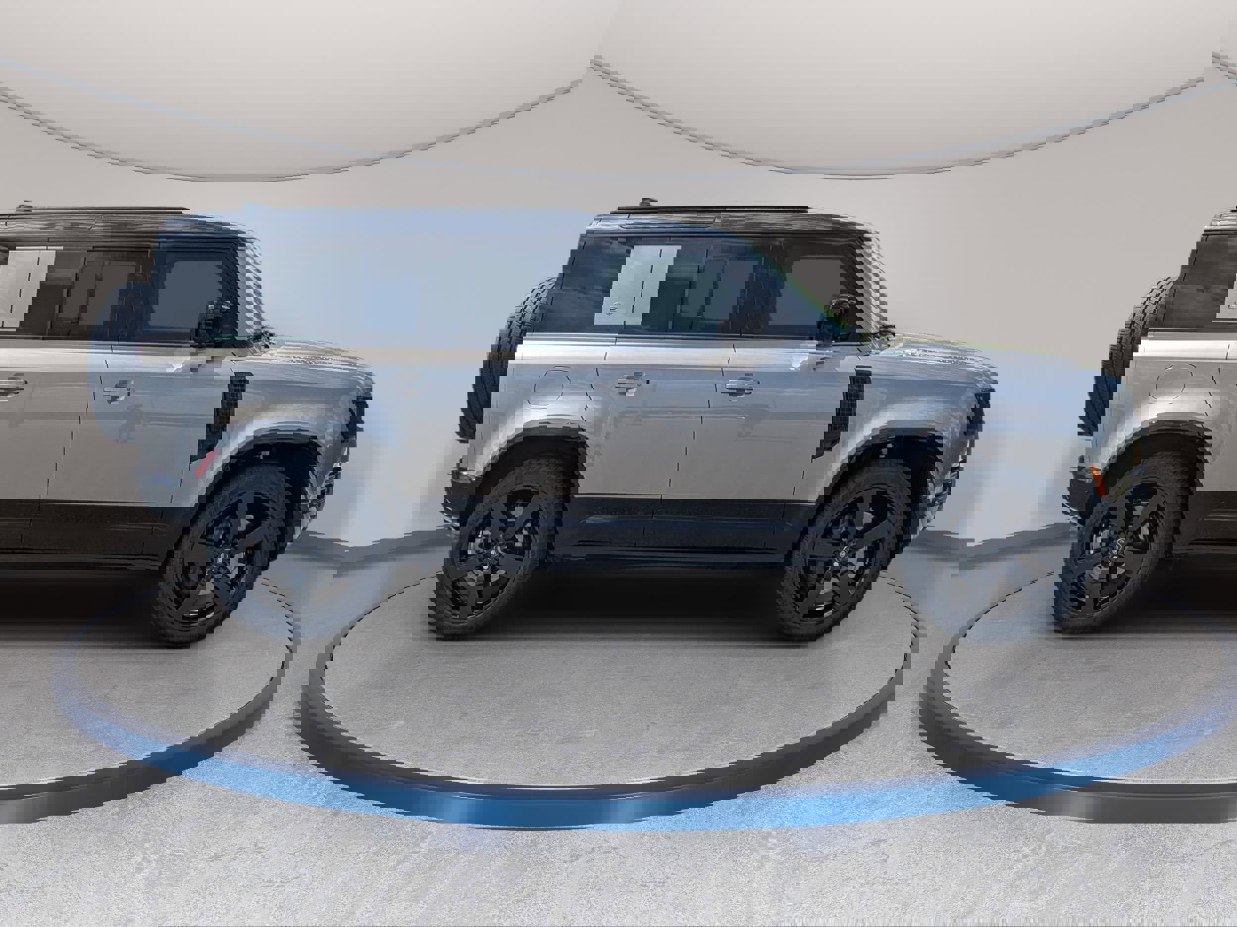 Certified 2024 Land Rover Defender 110 X-Dynamic SE image 4