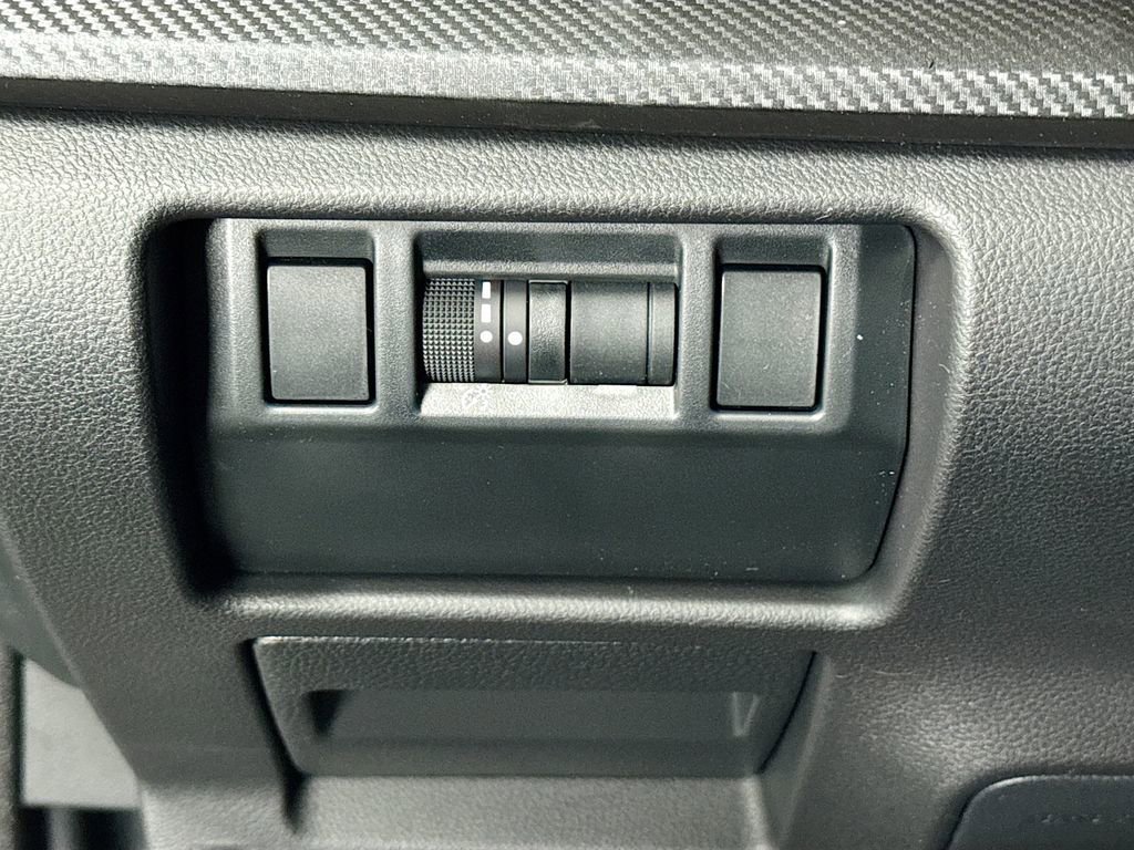 New 2026 Subaru Crosstrek 2.5i Limited image 6