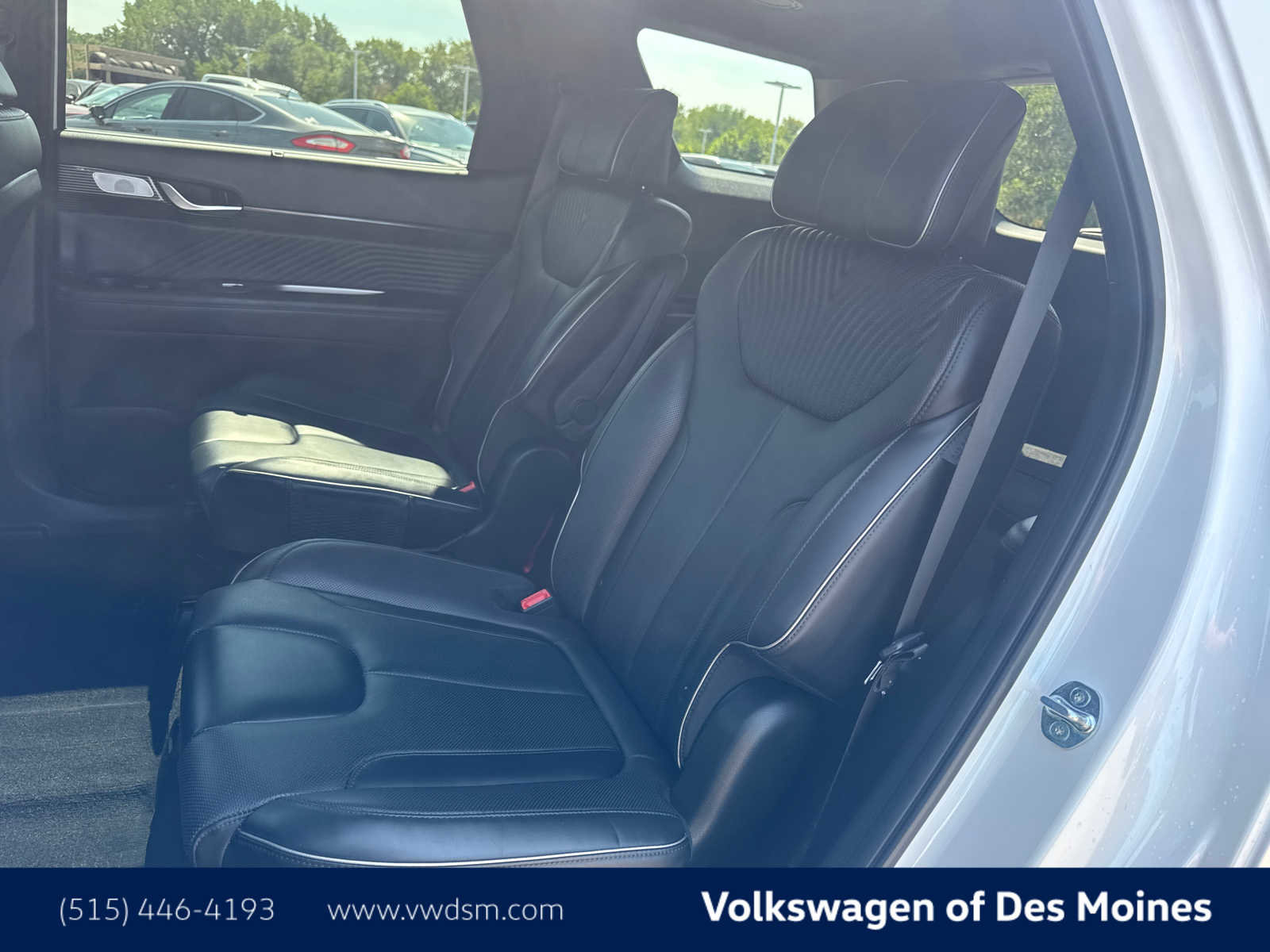 Used 2024 Hyundai Palisade Calligraphy image 12