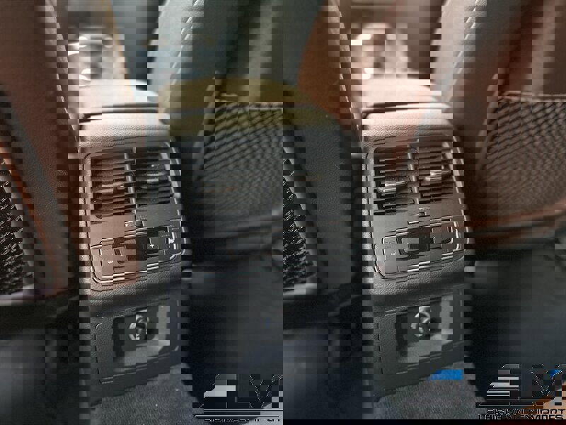 Used 2017 Audi A4 2.0T allroad Premium Plus w/ Technology Package image 17