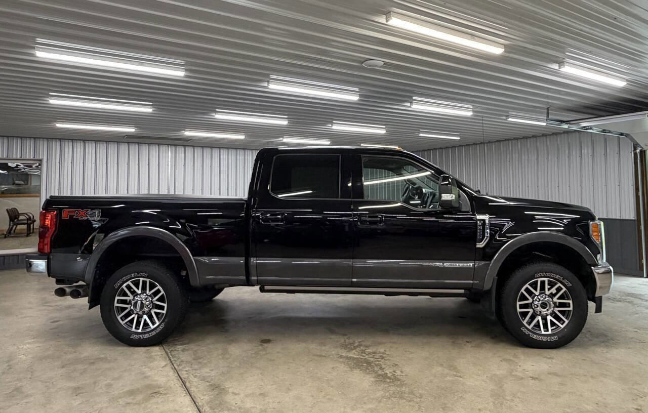 Used 2017 Ford F350 Lariat w/ Lariat Ultimate Package AWD/4WD image 4