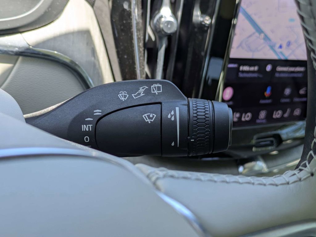Certified 2023 Volvo XC60 B5 Plus w/ Climate Package FWD image 36