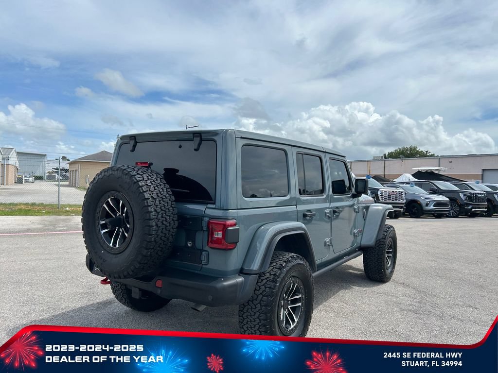 Used 2024 Jeep Wrangler Unlimited Rubicon AWD/4WD image 5