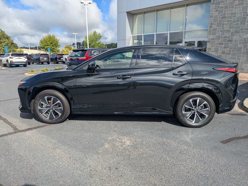 Used 2024 Lexus RZ 300e Premium w/ Accessory Package (Z1) FWD image 8
