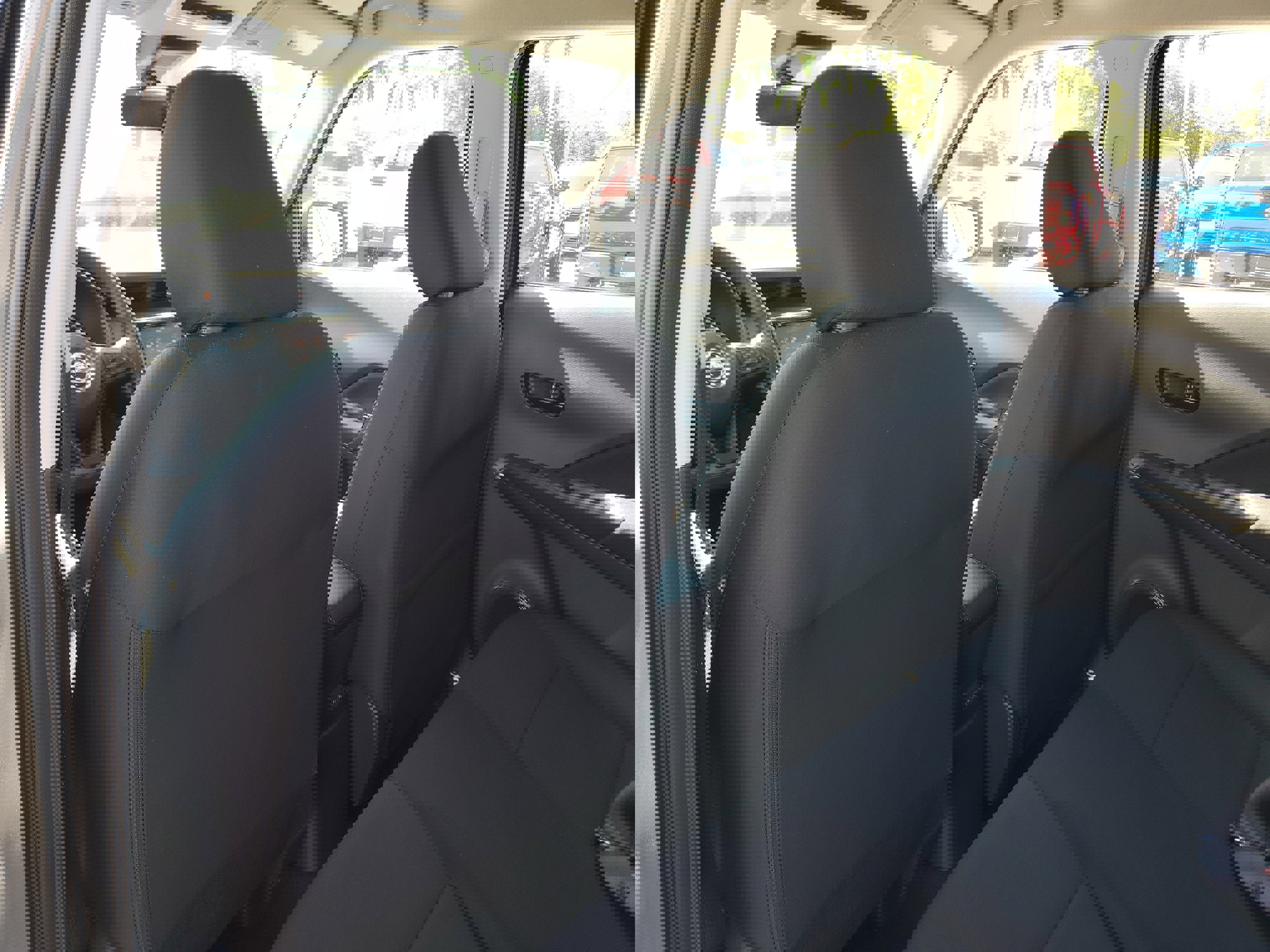 New 2025 Nissan Kicks S image 16