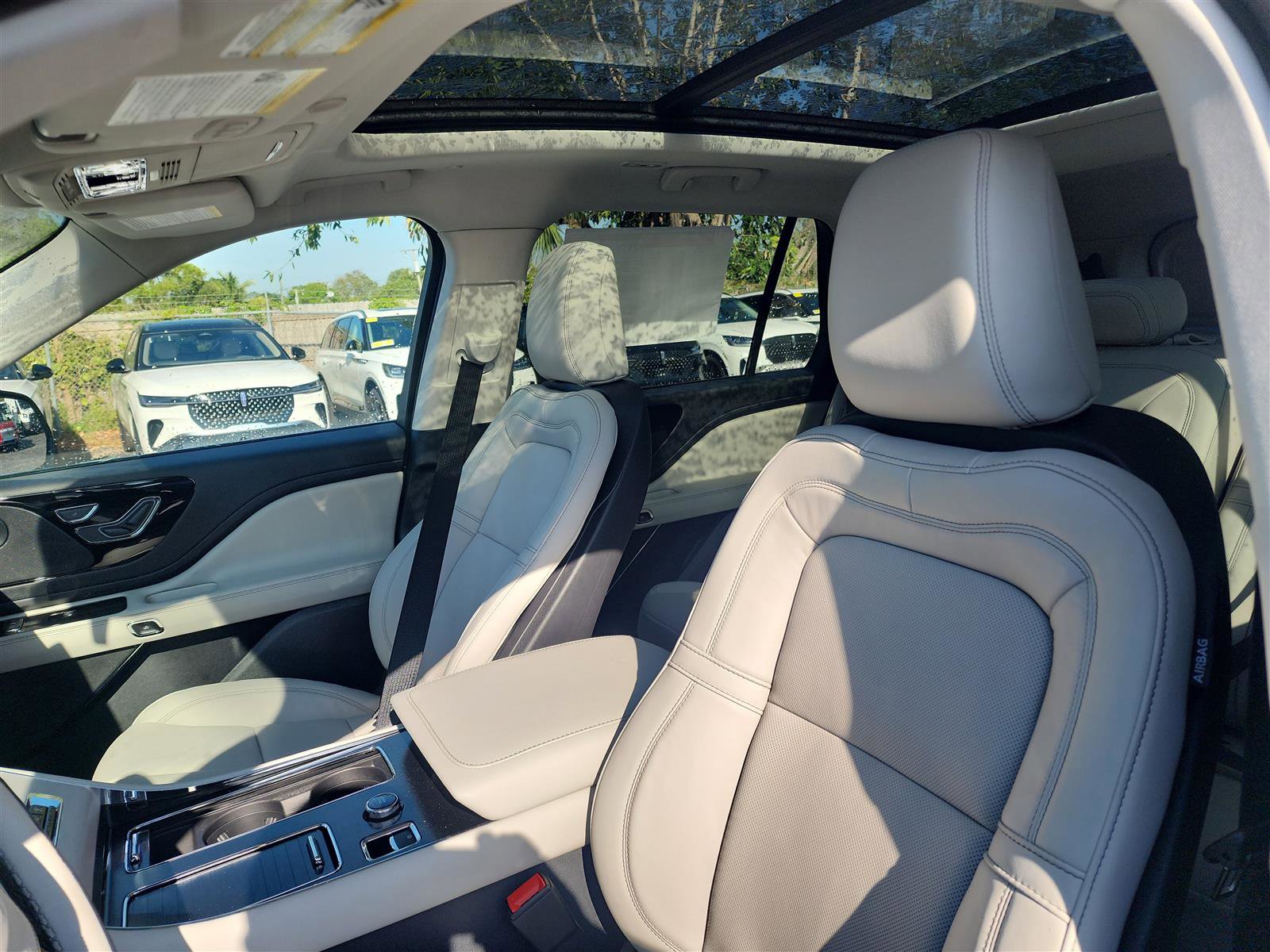 New 2025 Lincoln Aviator Reserve w/ Illumination Package RWD image 12