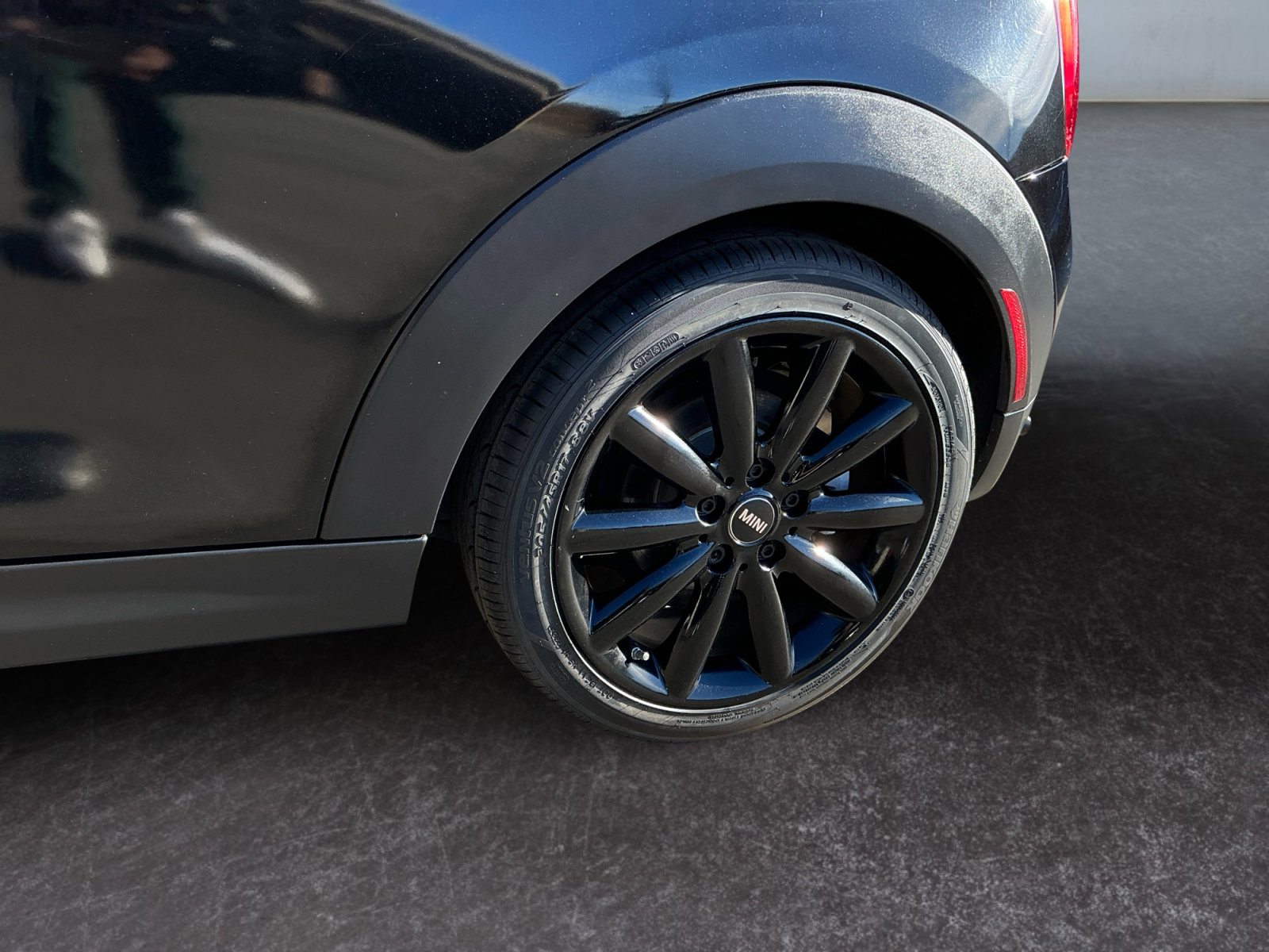 Used 2019 MINI Cooper S image 10