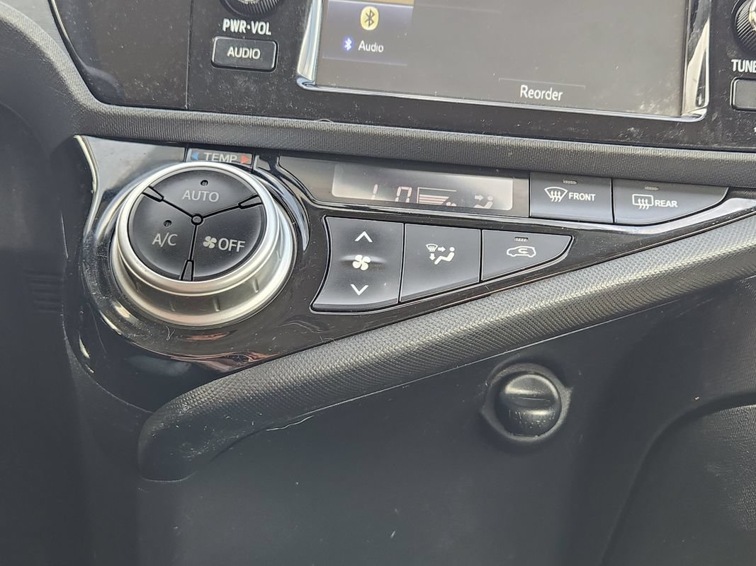 Used 2015 Toyota Prius C One FWD image 21