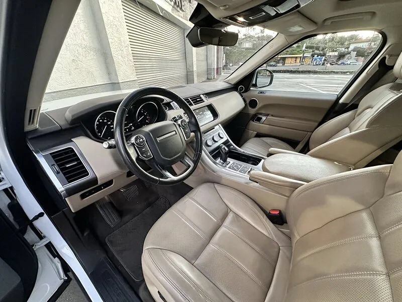 Used 2017 Land Rover Range Rover Sport SE AWD/4WD image 21