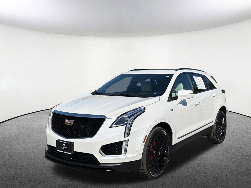 Certified 2022 Cadillac XT5 Sportv w/ Technology Package image 1