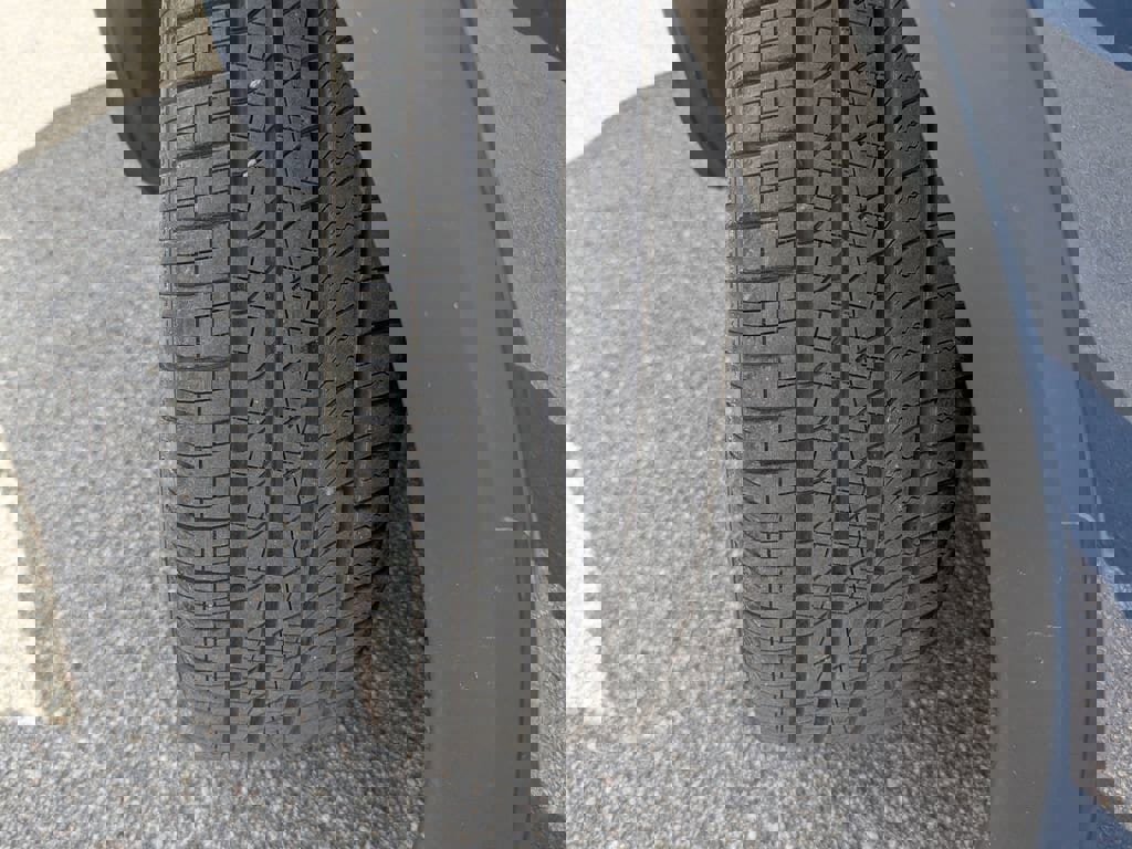 Used 2023 Kia Telluride EX image 32