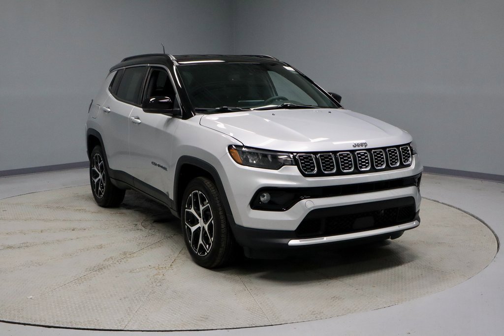 Used 2024 Jeep Compass Limited image 1