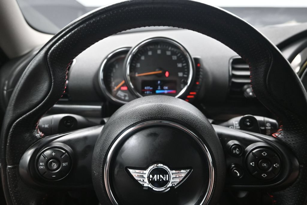 Used 2016 MINI Cooper Clubman S FWD image 14