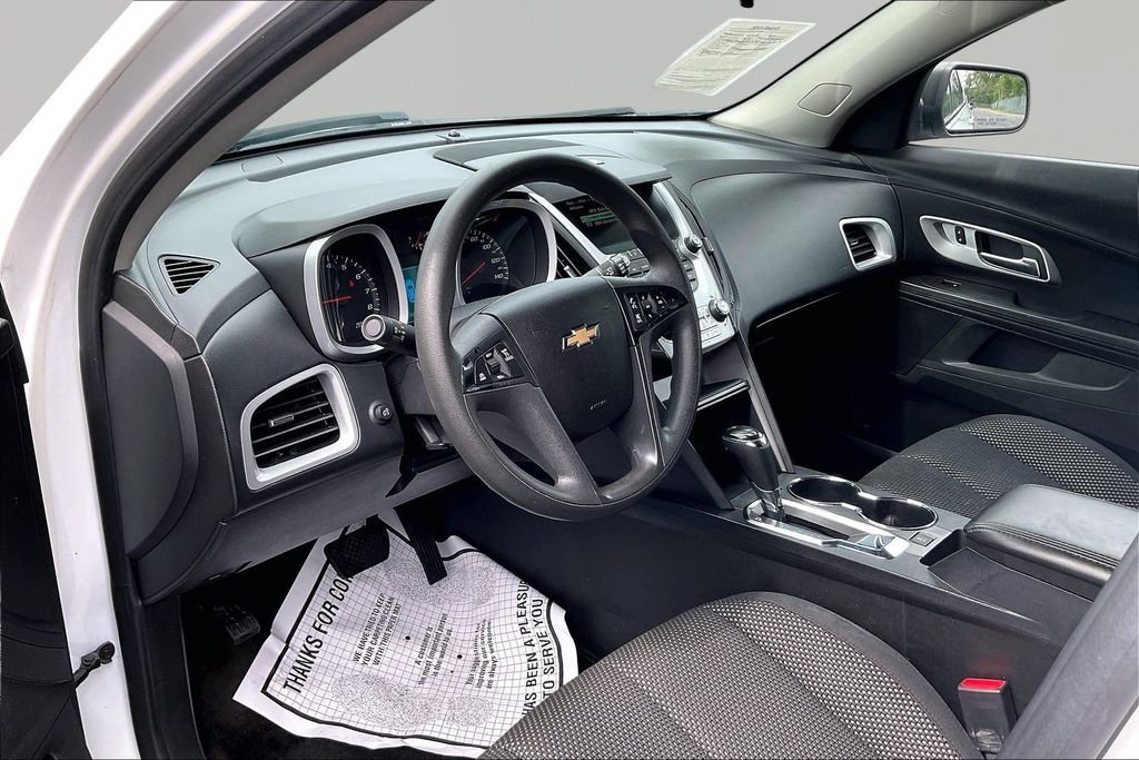 Used 2016 Chevrolet Equinox LS FWD image 19