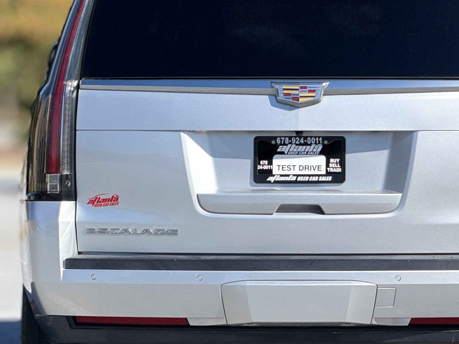 Used 2016 Cadillac Escalade 2WD image 15