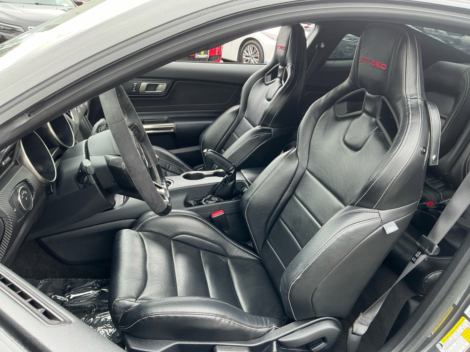 Used 2017 Ford Mustang Shelby GT350 w/ Electronics Package RWD image 18