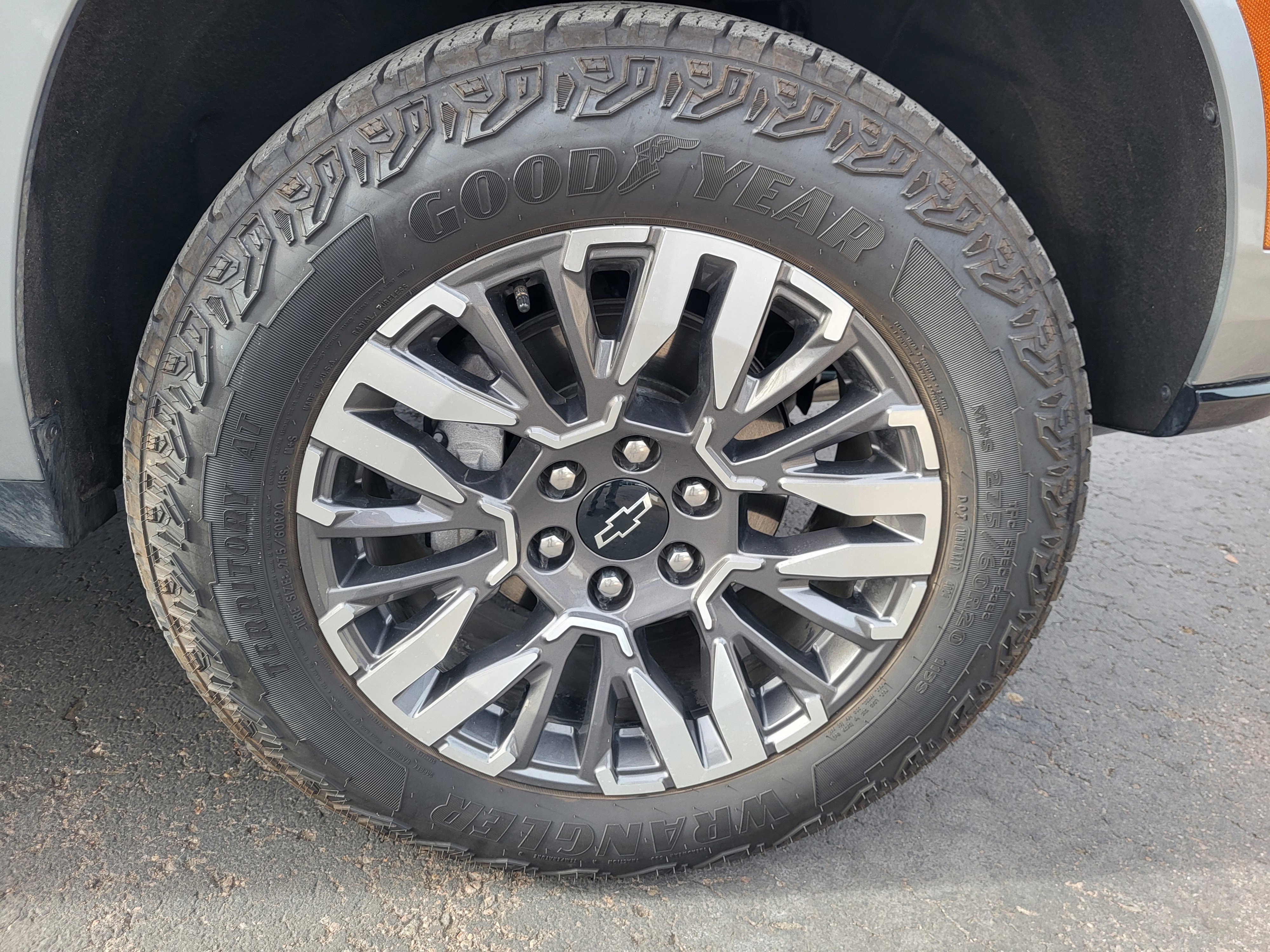 Certified 2025 Chevrolet Tahoe Z71 image 22