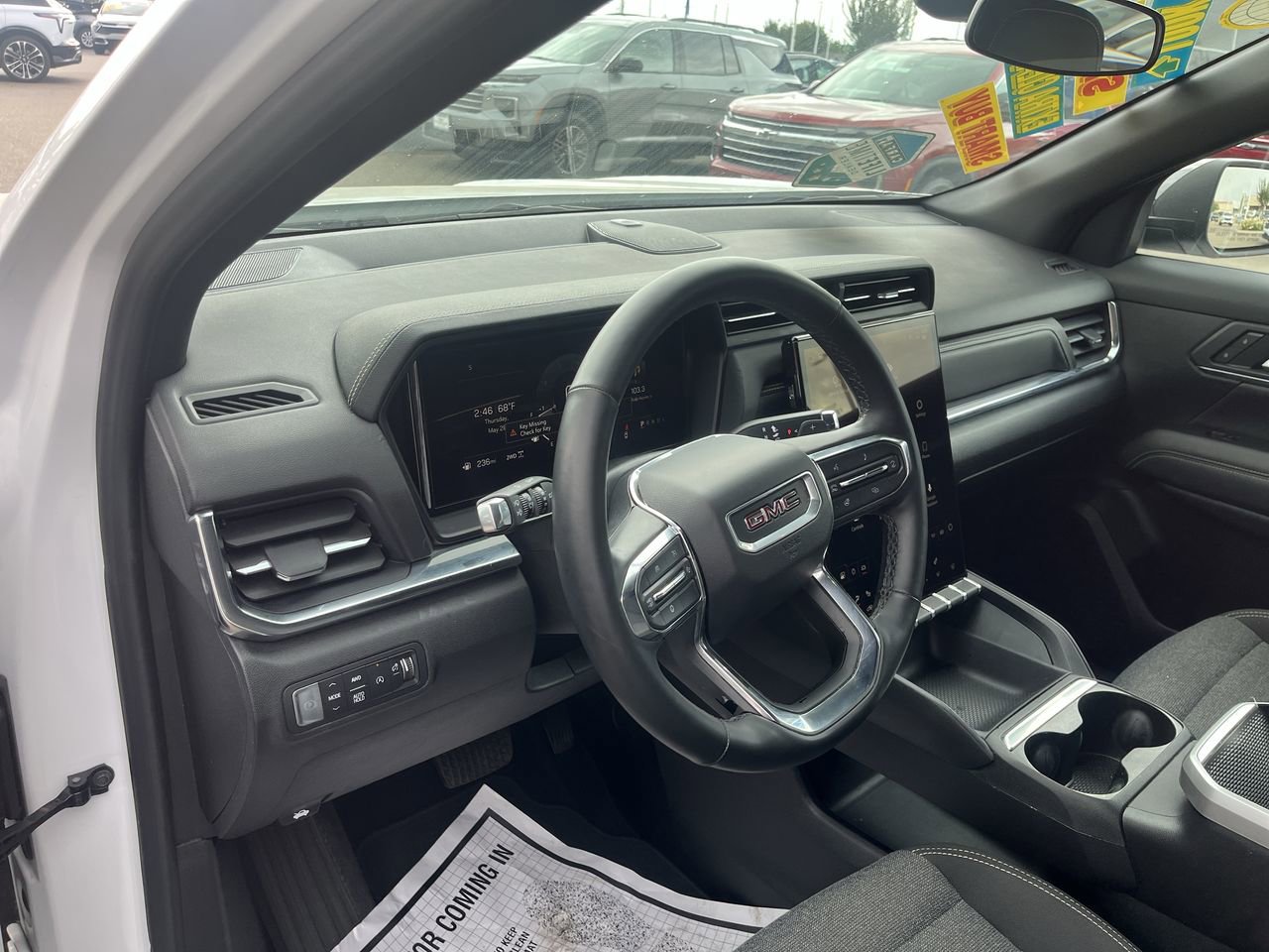 Used 2025 GMC Terrain Elevation AWD/4WD image 9