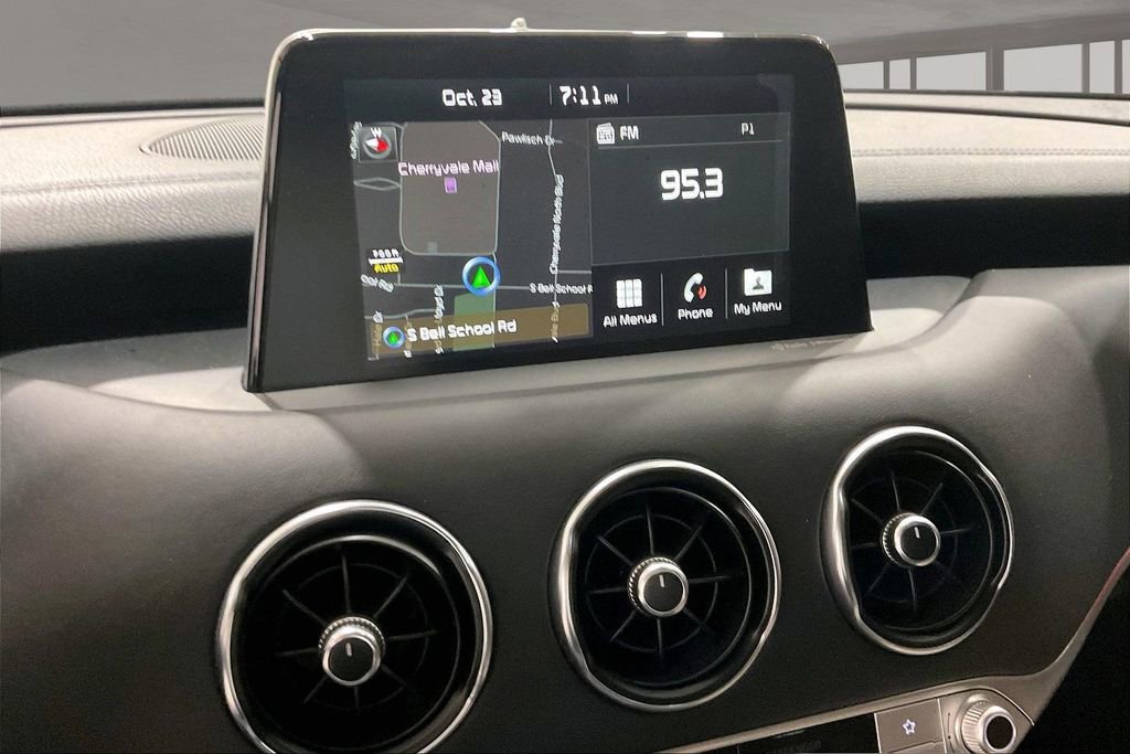 Used 2018 Kia Stinger Premium image 6