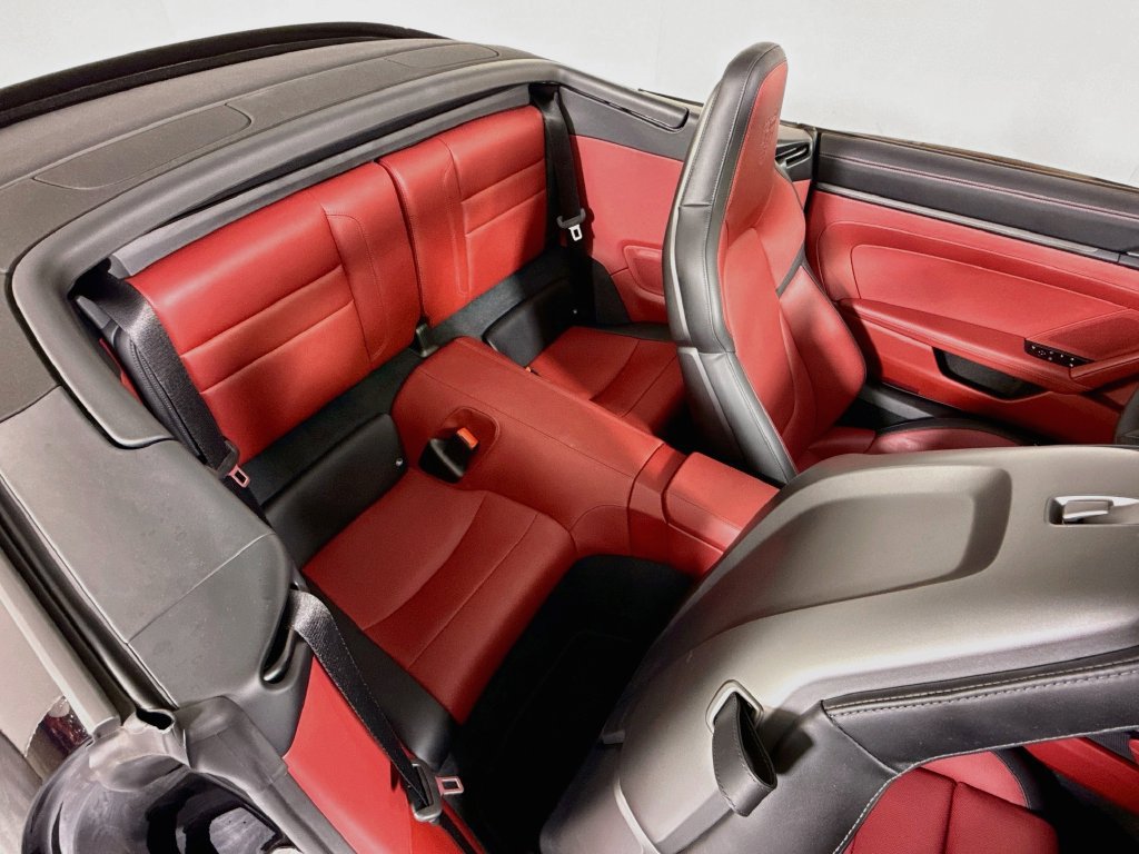 Certified 2026 Porsche 911 Carrera RWD image 19