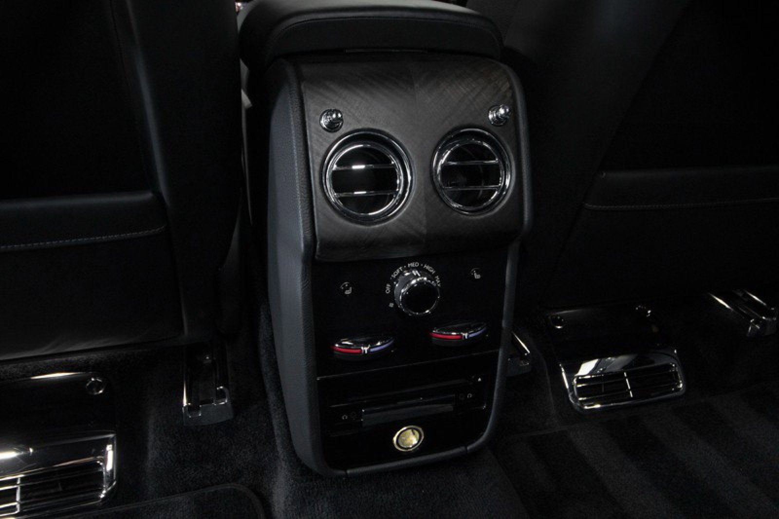 Used 2019 Rolls-Royce Cullinan image 50