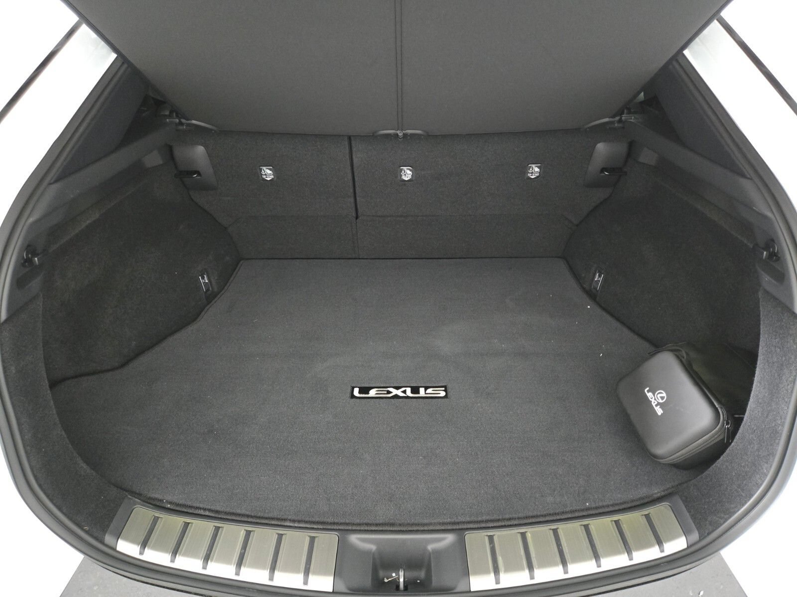 Used 2026 Lexus RZ 350e 2WD w/ Technology Package image 14