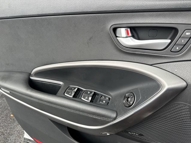 Used 2018 Hyundai Santa Fe Sport w/ Cargo Package FWD image 29