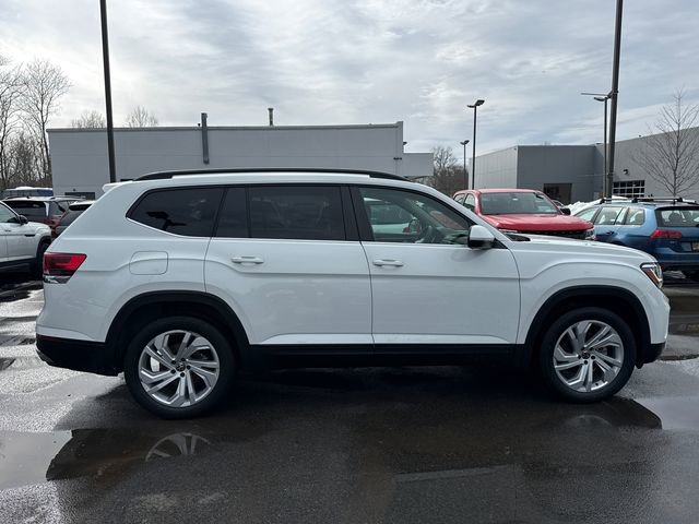 Used 2023 Volkswagen Atlas SE image 3