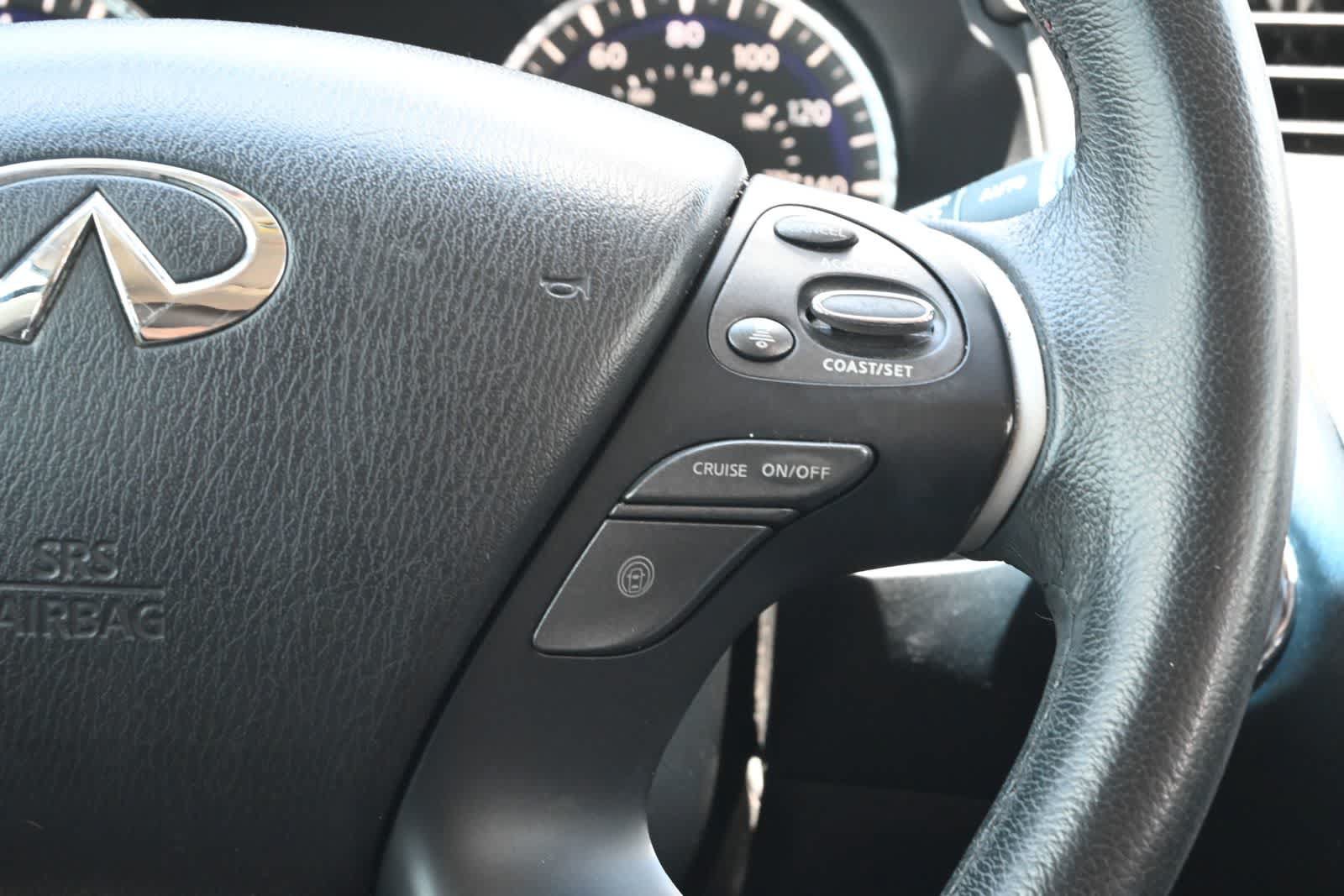 Used 2015 INFINITI QX60 FWD w/ Deluxe Touring Package image 11
