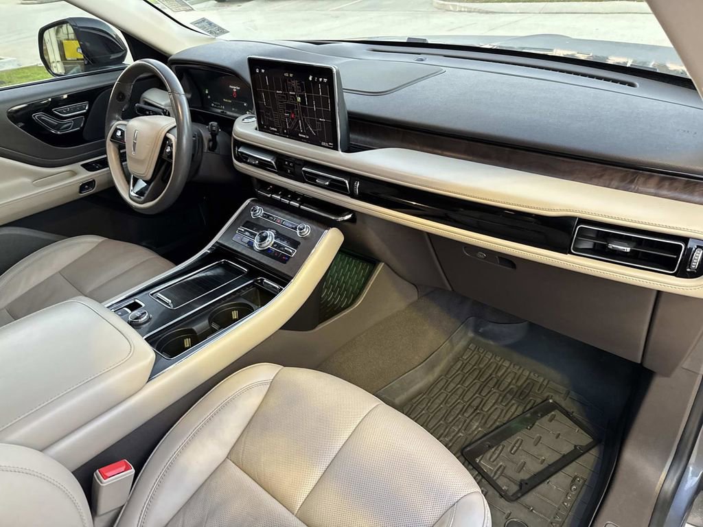 Used 2022 Lincoln Aviator Reserve w/ Elements Package Plus image 15