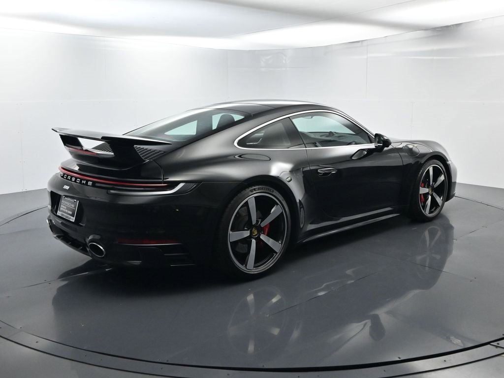 Used 2024 Porsche 911 Carrera S image 15